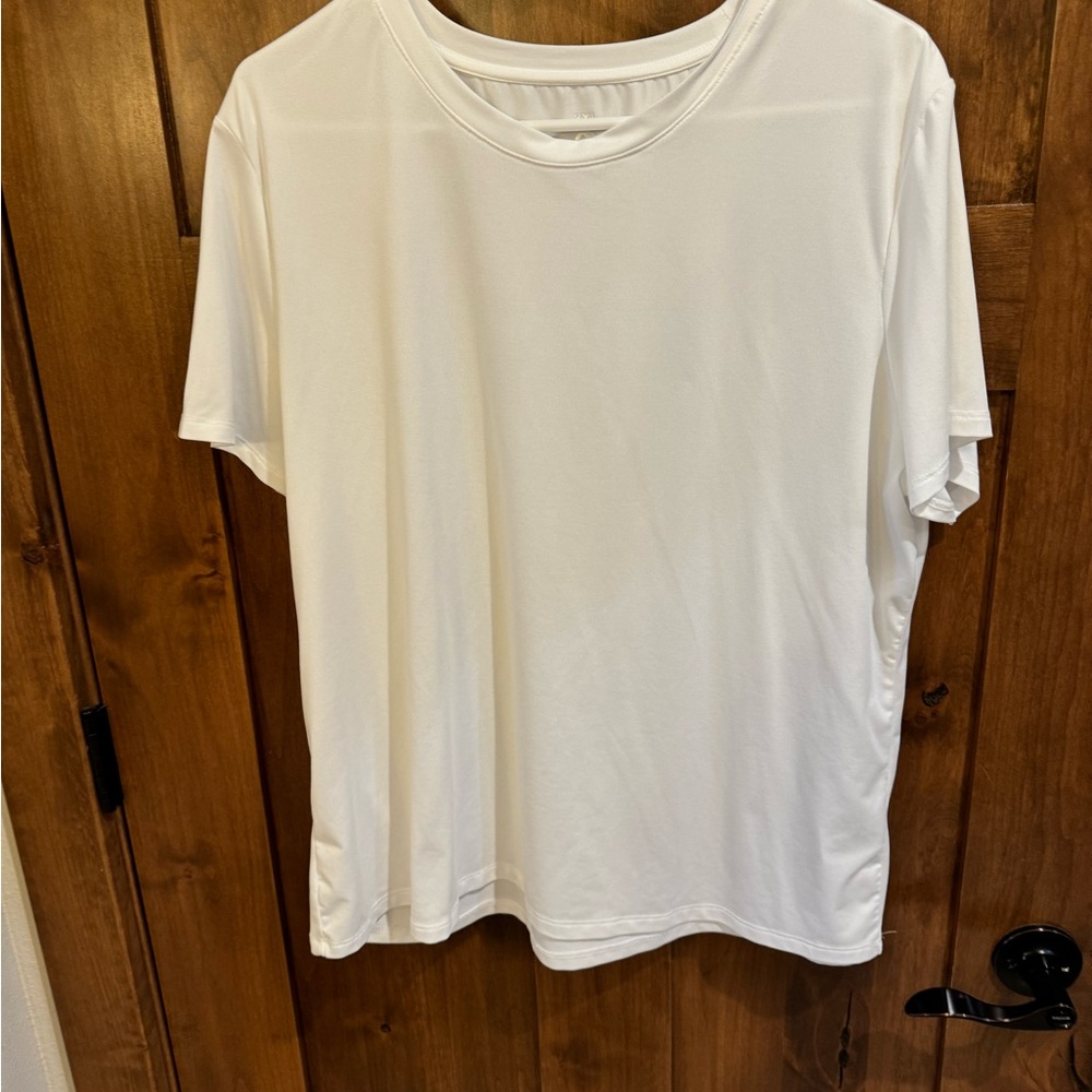 Basic tee shirt